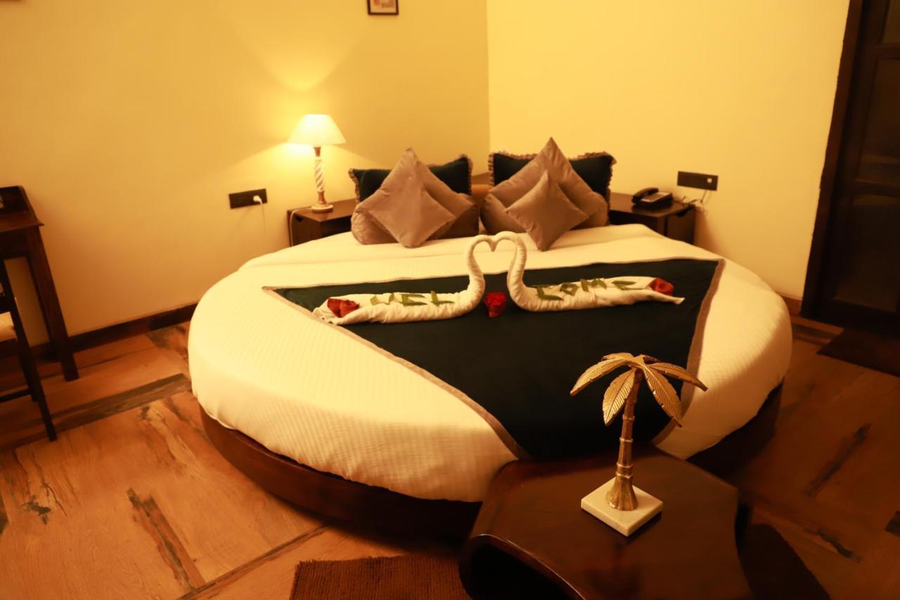 The Pench International Hotel Khawāsa Eksteriør billede